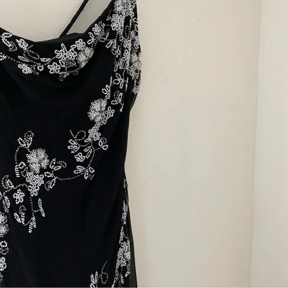 SOLD Stunning Vintage Y2K Asymmetrical Beaded Dress Cache Sz 6 - Picture 8 of 16